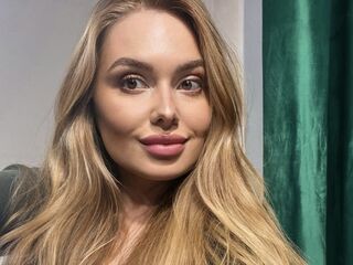 AnnaLunas's Live cam in Canada Profile Image